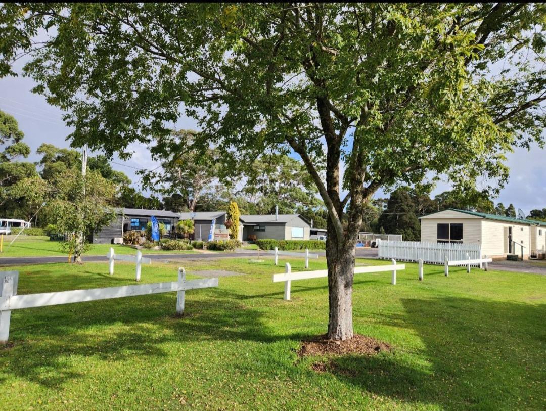 Strahan Beach Tourist Park Экстерьер фото